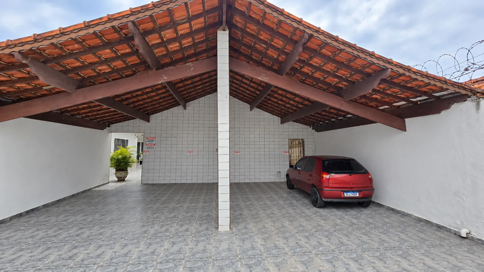 Condomínio Condominio Residencial Sintra em Maracanã, Praia Grande - foto 1
