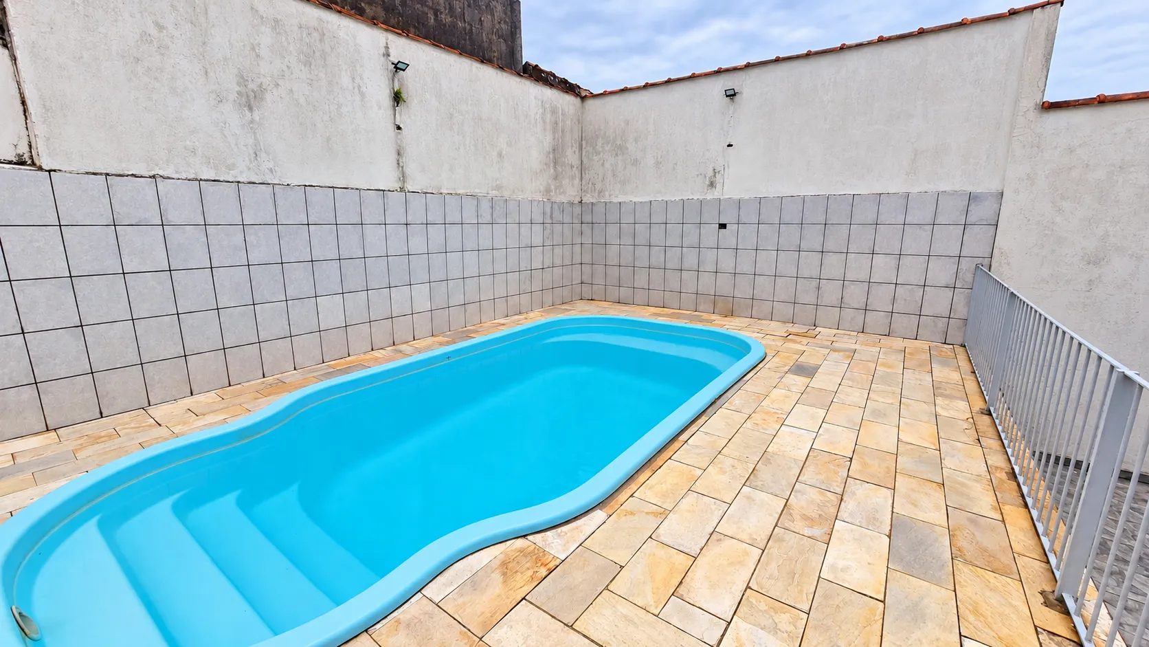 Condomínio Condominio Residencial Sintra em Maracanã, Praia Grande - foto 4