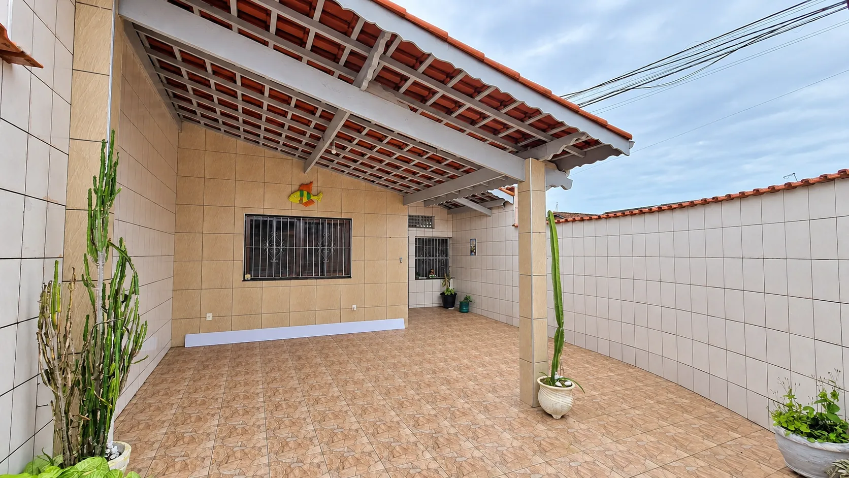 Casa 2 dormitórios com Edicula
