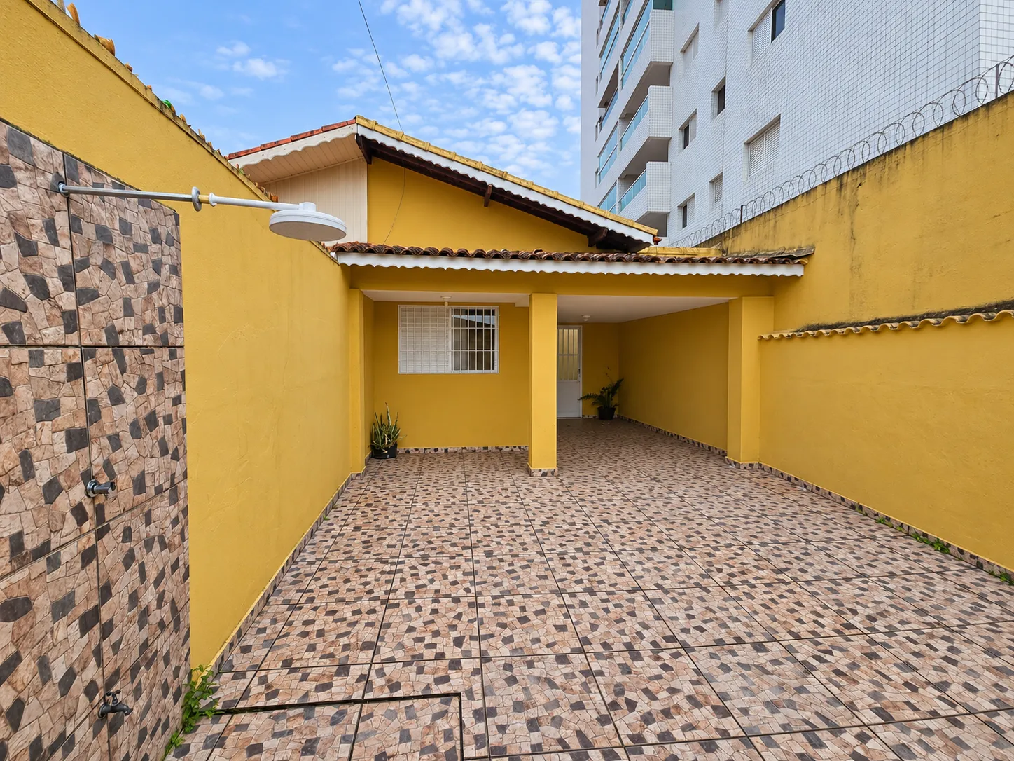 Casa 2 Dorms no Centro